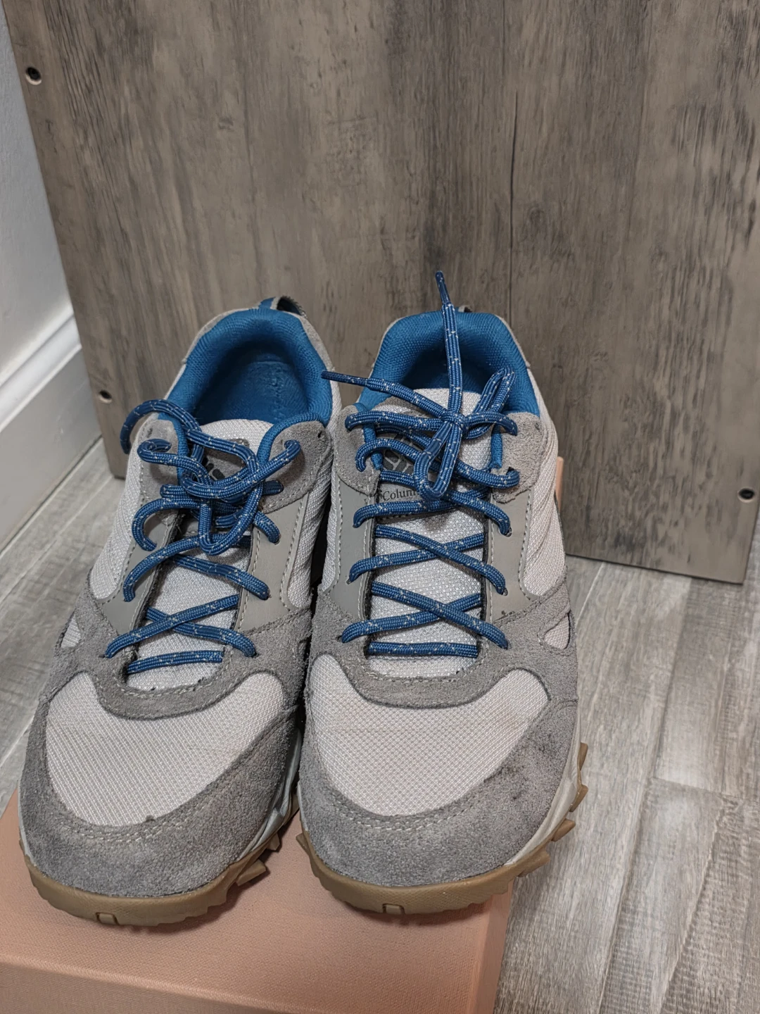 Columbia Hiking Shoes - photo 2
