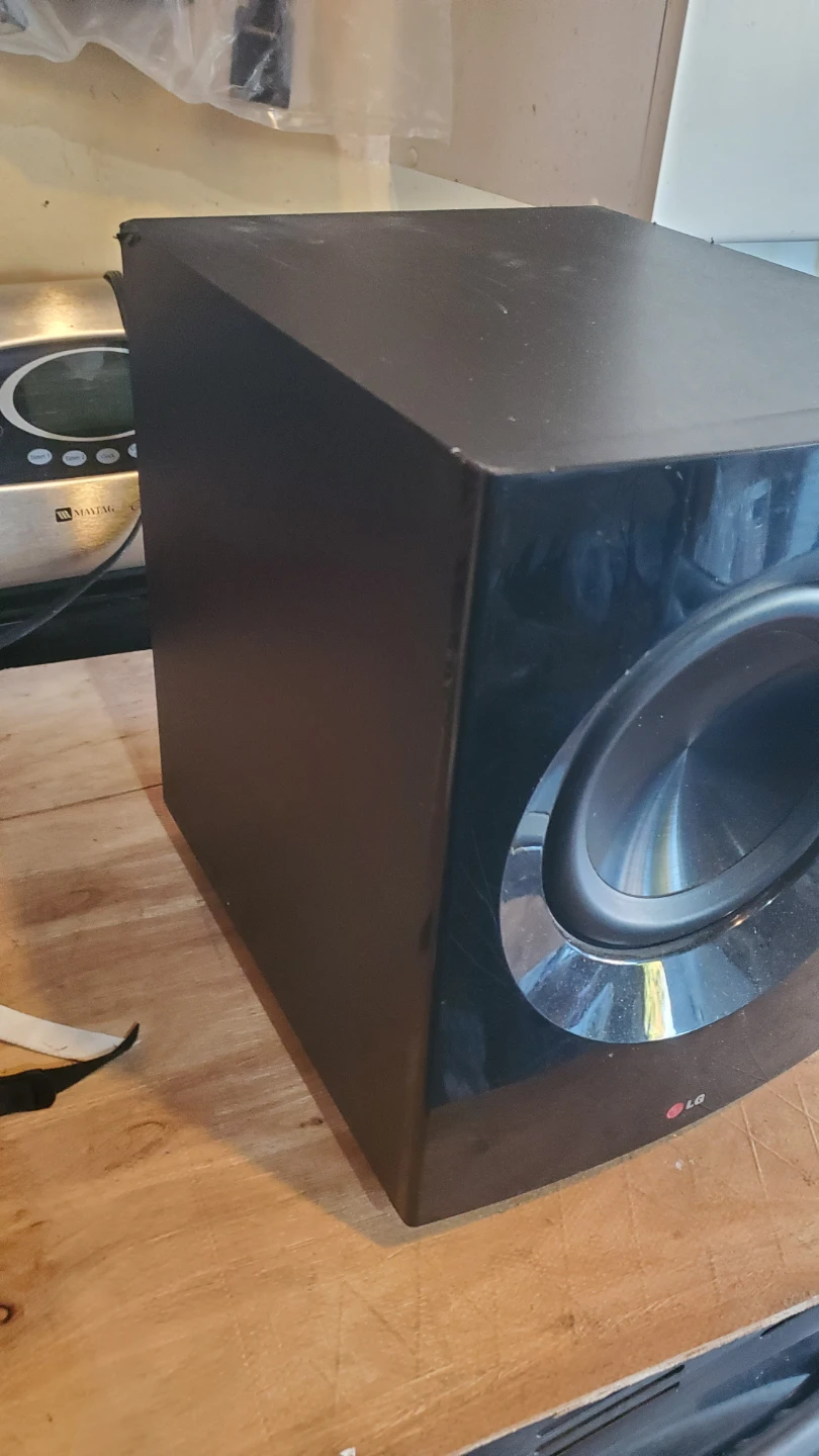 LG Subwoofer Model S73T1-W