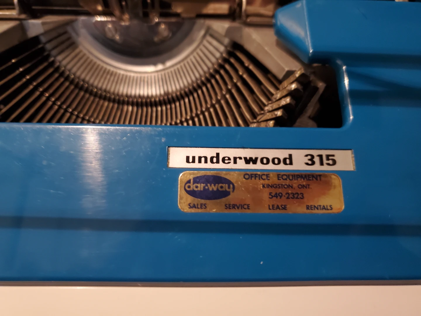 Underwood 315 Portable Manual Typewriter - photo 3