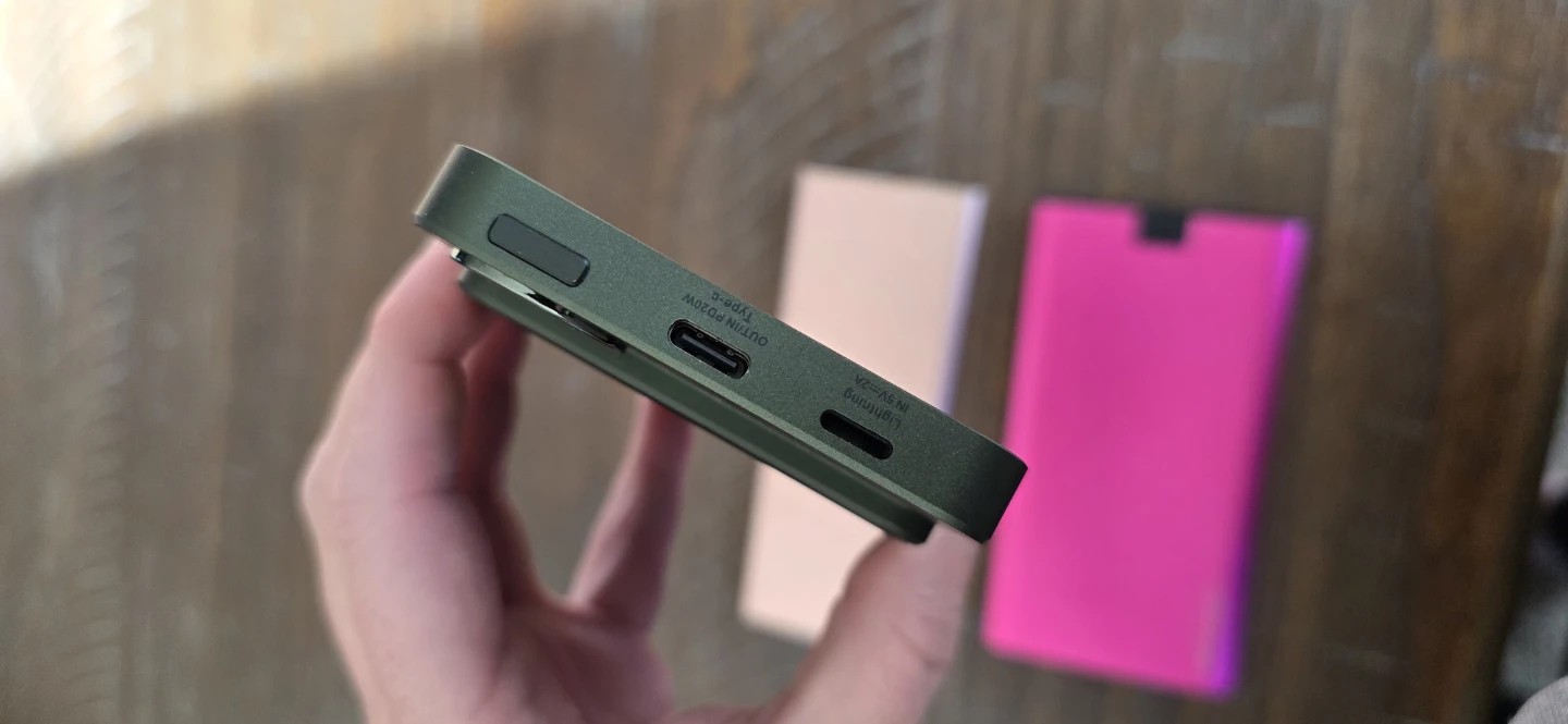 3 power banks bundle, all work (just dont need) - photo 4