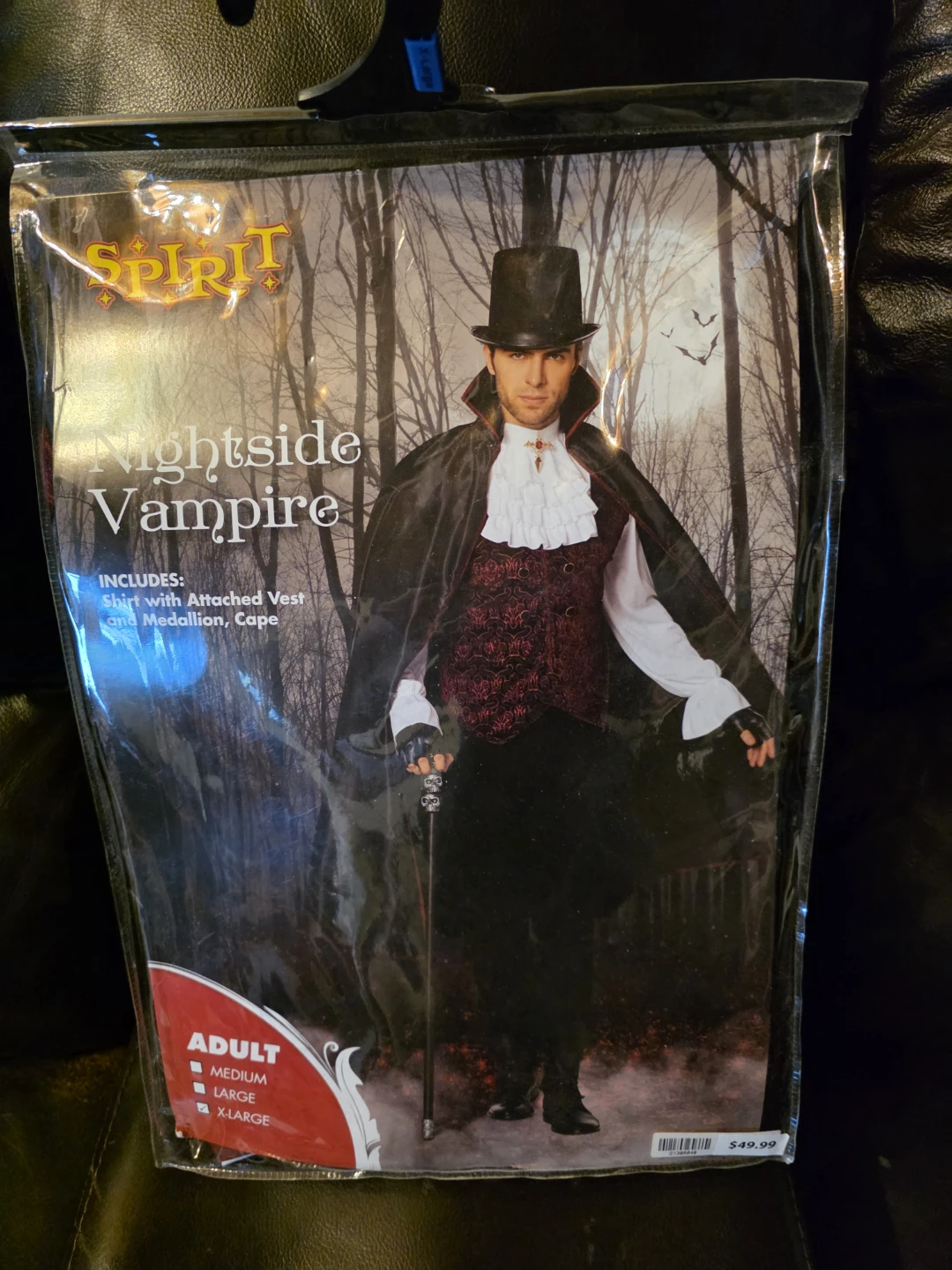 Spirit Halloween Vampire Costume Set - photo 3