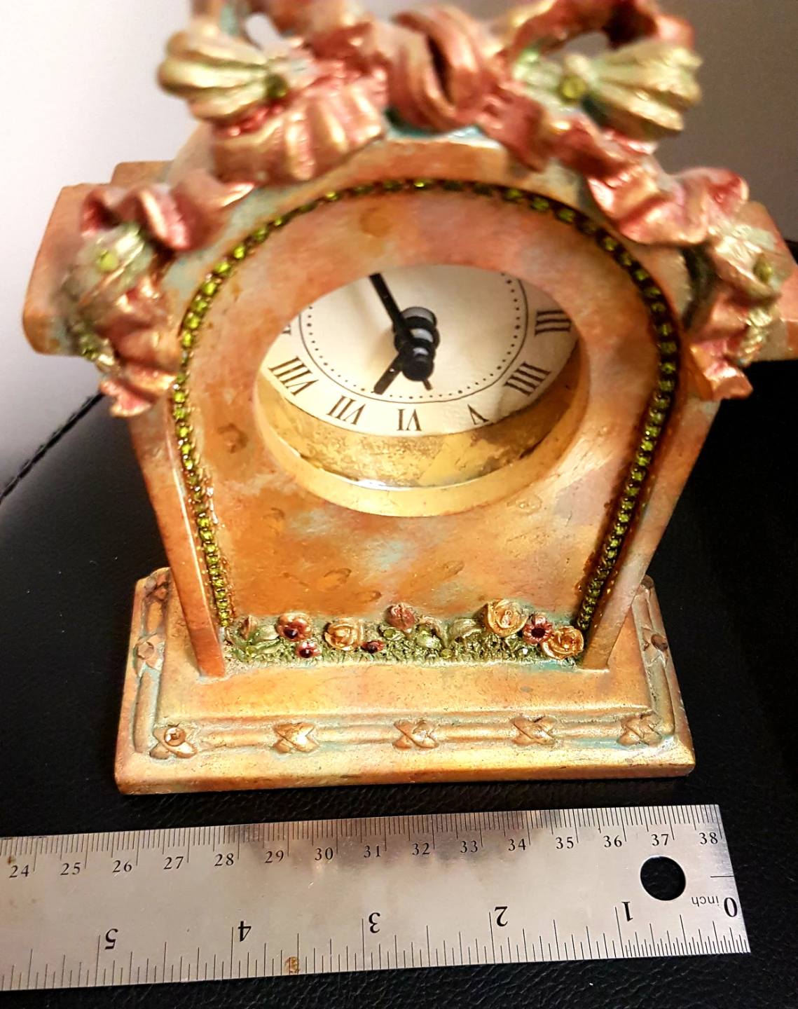 Vintage-Style Decorative Table Clock - photo 5