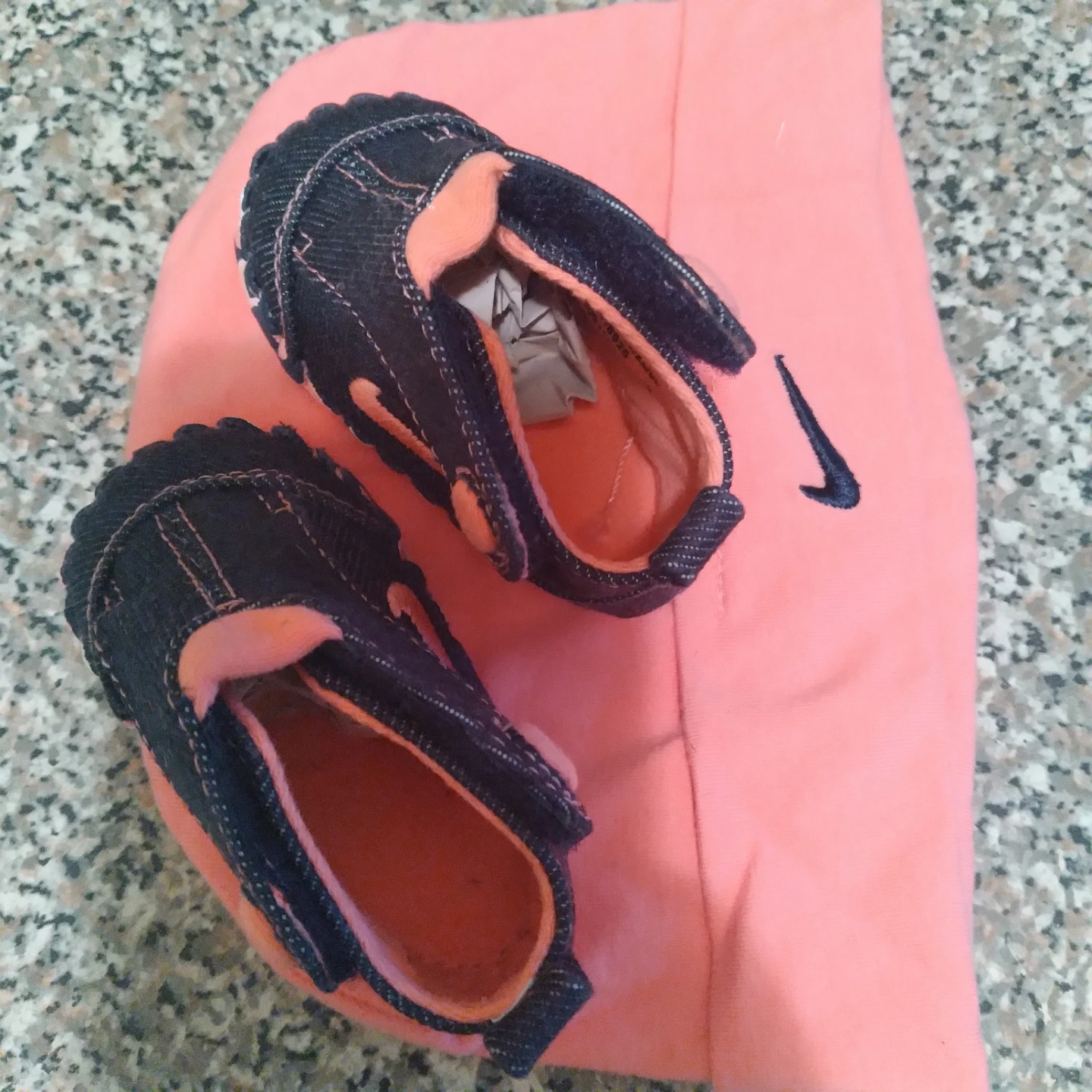 Nike Baby Crib Shoes and Beanie Set