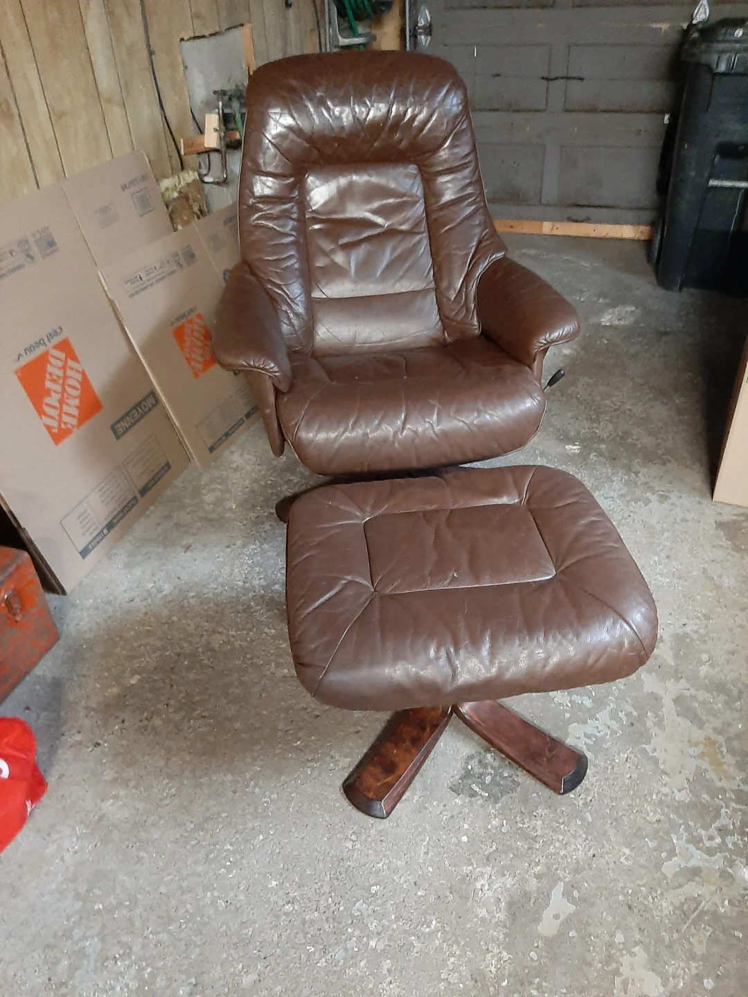 Recliner in brown leather with Ottoman - photo 3