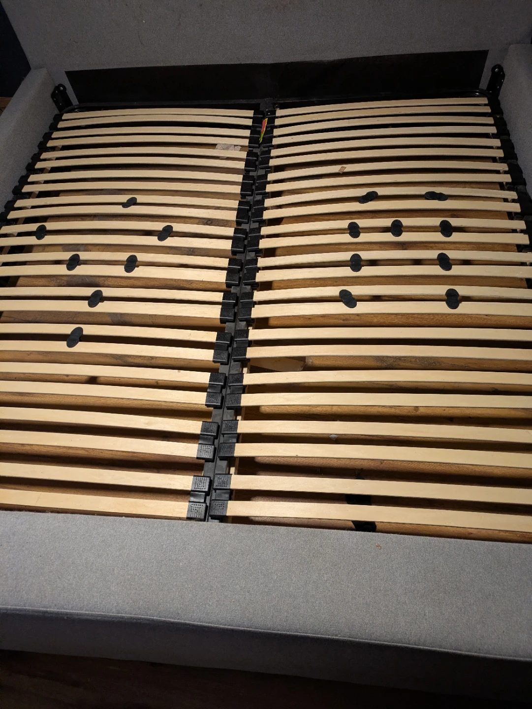 King Size Upholstered Bed Frame - photo 4