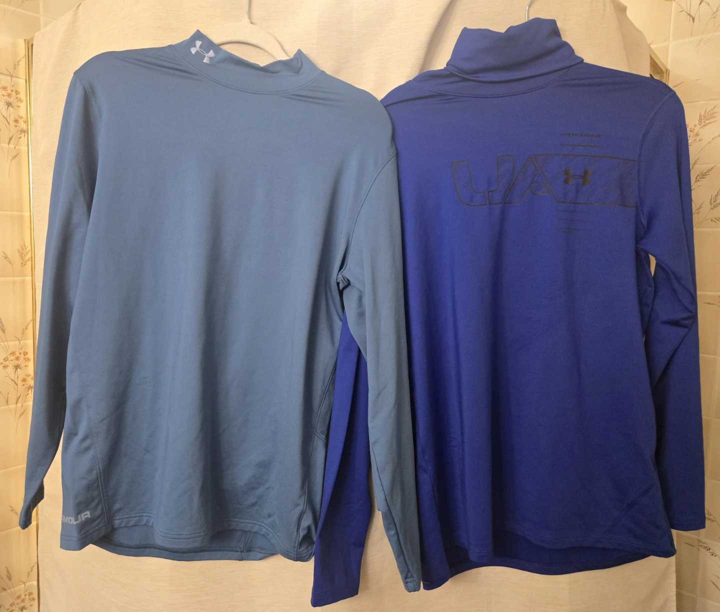 Men's Large Under Armour Coldgear Mock & Funnel Neck.