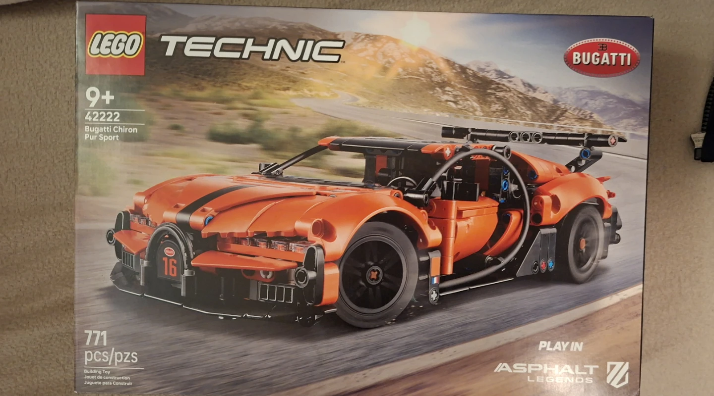 LEGO Technic Bugatti Chiron Pur Sport 42222