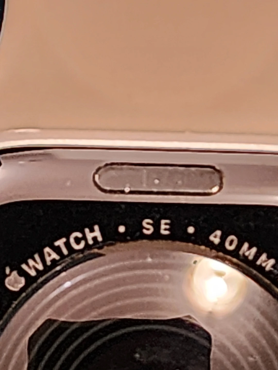 Apple Watch SE 40mm Silver  with New Strap & New Charger - photo 3