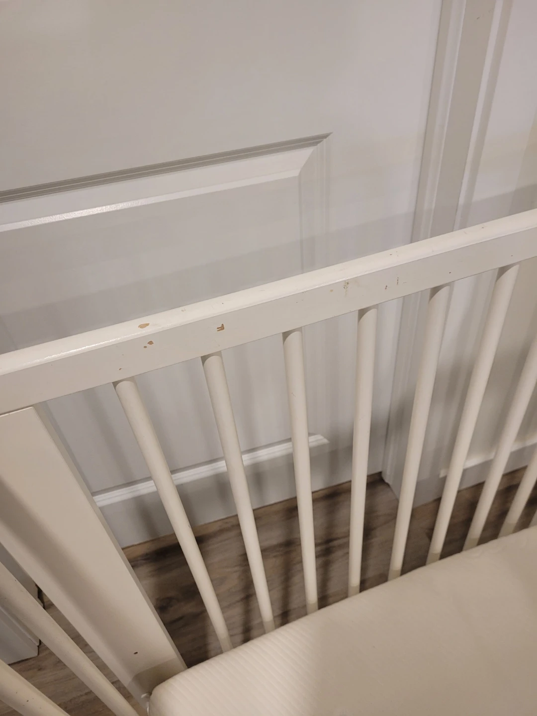 IKEA Crib with Mattress and Sheets - photo 3