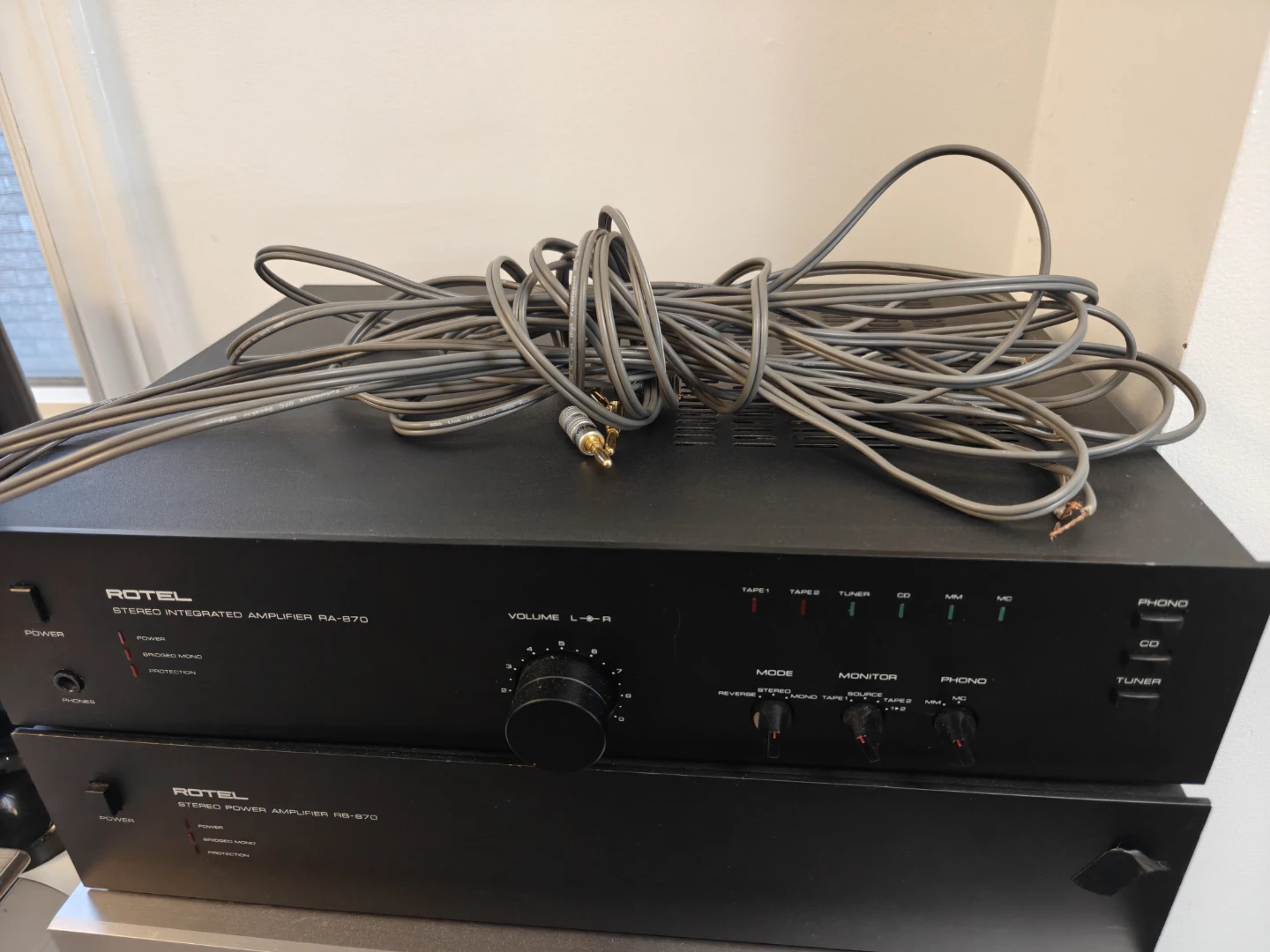 Rotel RA-870 Integrated Amp & RB-870 Power Amp Set - photo 5