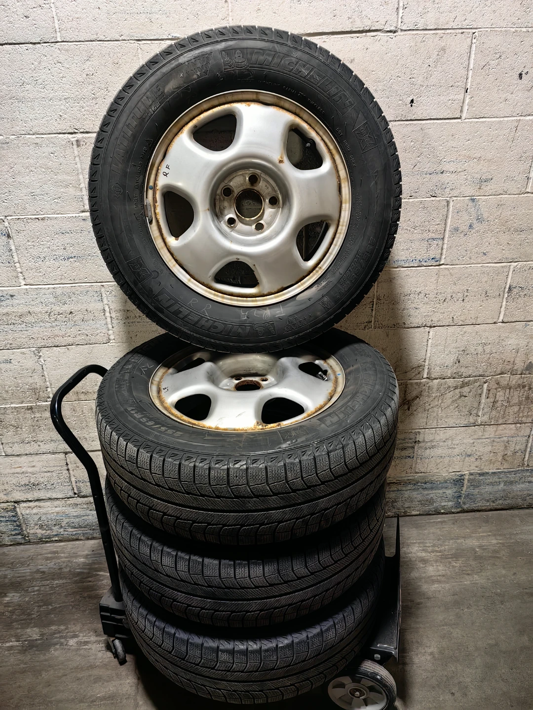 Set of 4 Michelin Latitude Winter Tires on Rims
