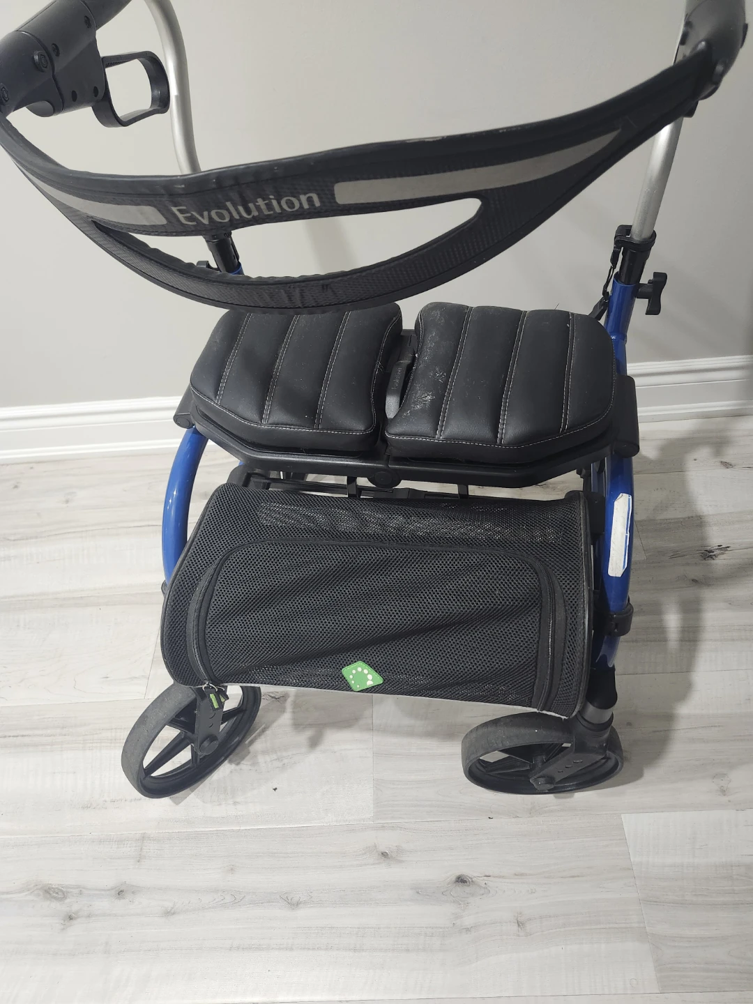 Evolution Rollator Walker