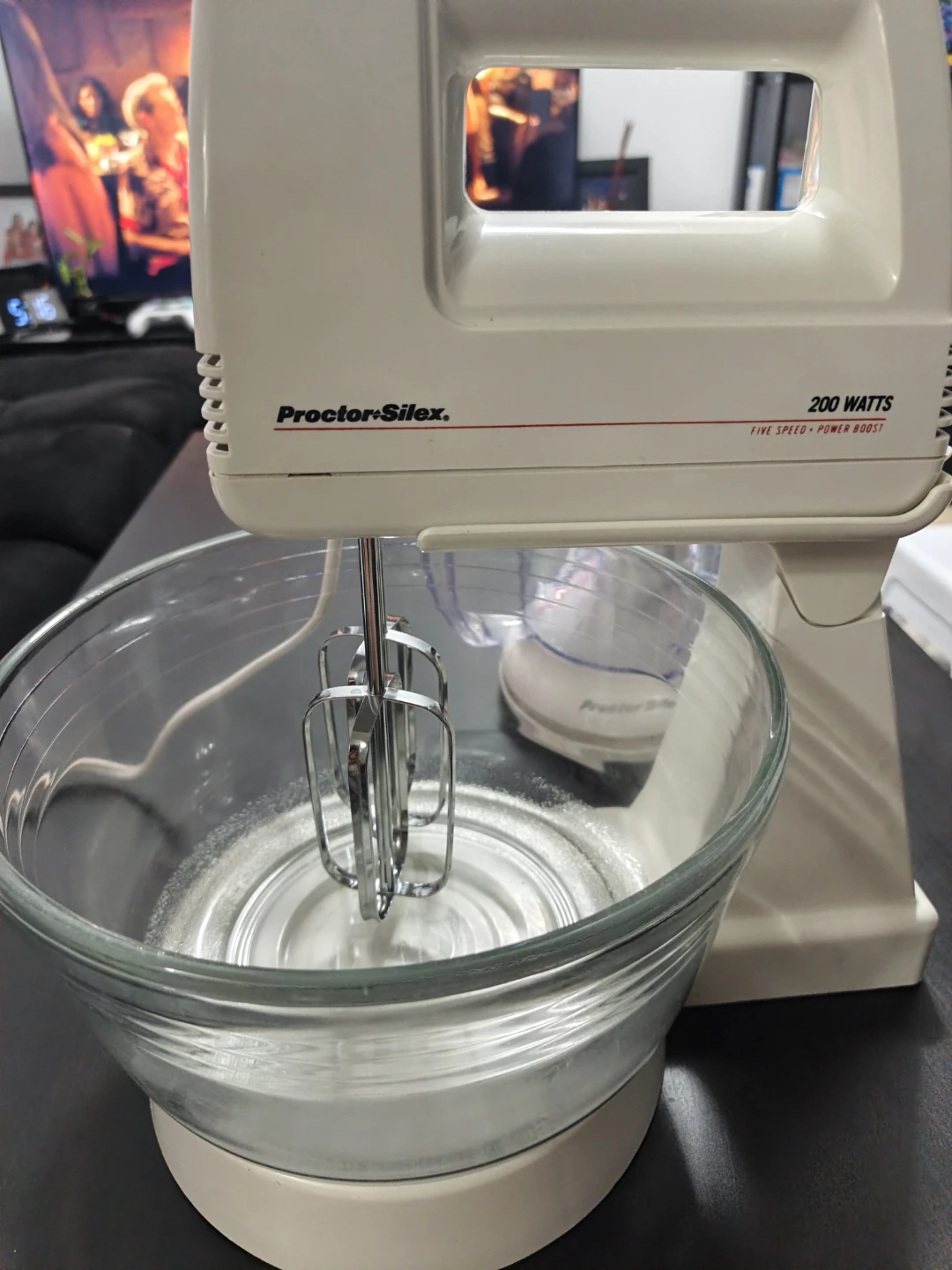 Proctor Silex 200W Hand Mixer and Citrus Juicer - photo 2