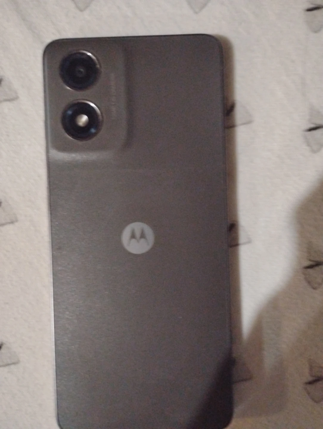 BLACK MOTOROLA PHONE