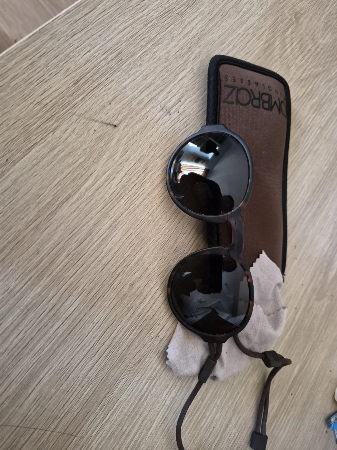 Ombraz Armless Sunglasses