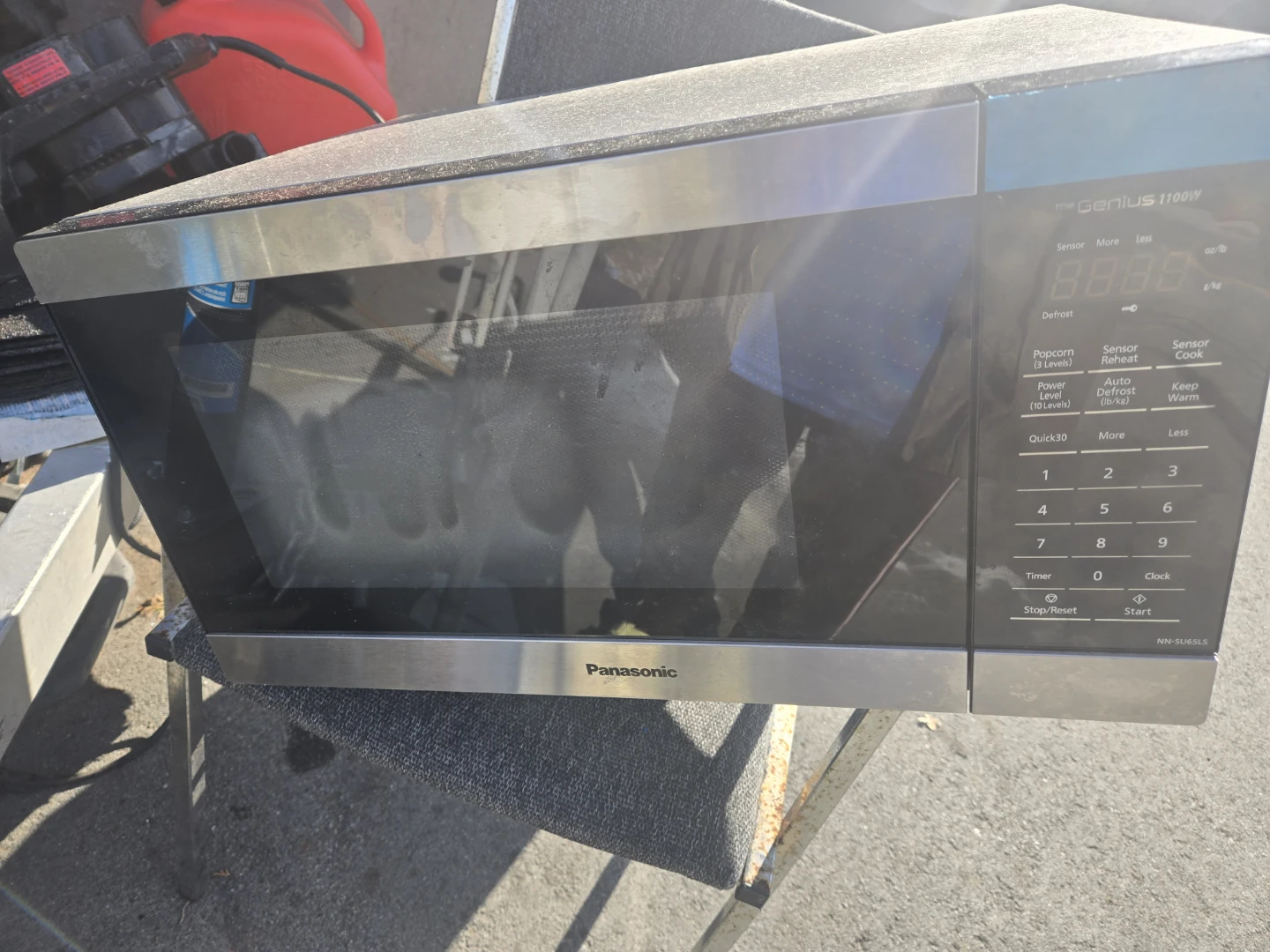Panasonic The Genius 1100W Microwave
