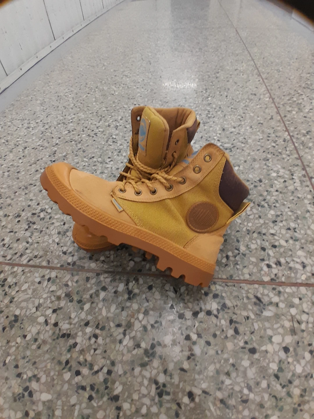 Palladium Waterproof Boots Men's Size 7