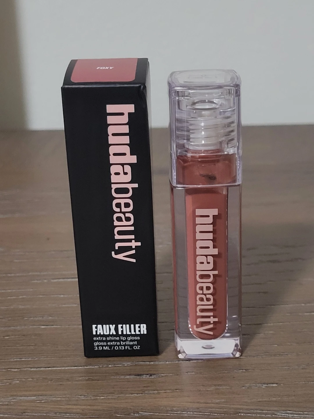 Huda Beauty Faux Filler Extra Shine Lip Gloss - Foxy