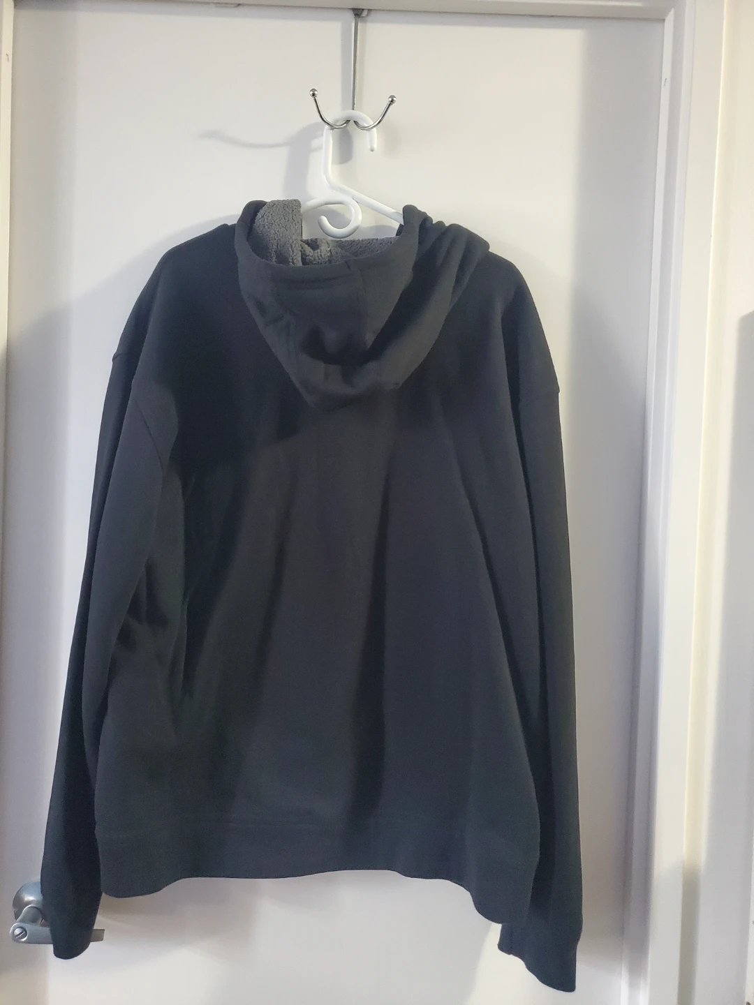 [$10 PLUS SIZE BUNDLE]: Hoodie & Jacket - photo 3