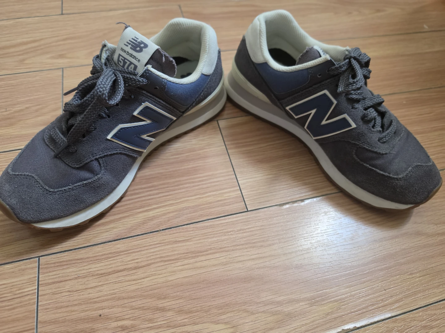 New Balance 574  unisex