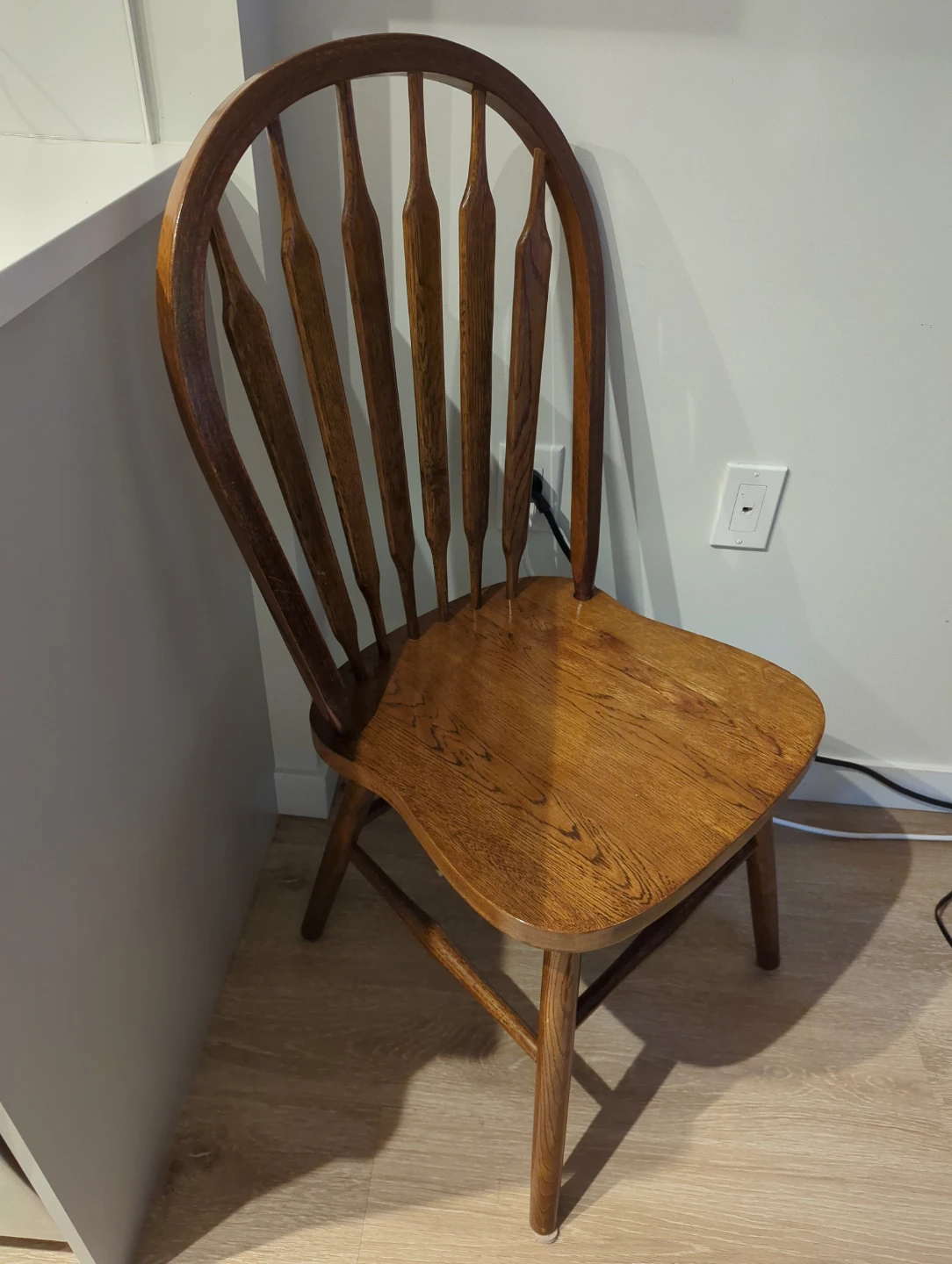 Classic Wooden Windsor Dining Chair - photo 3