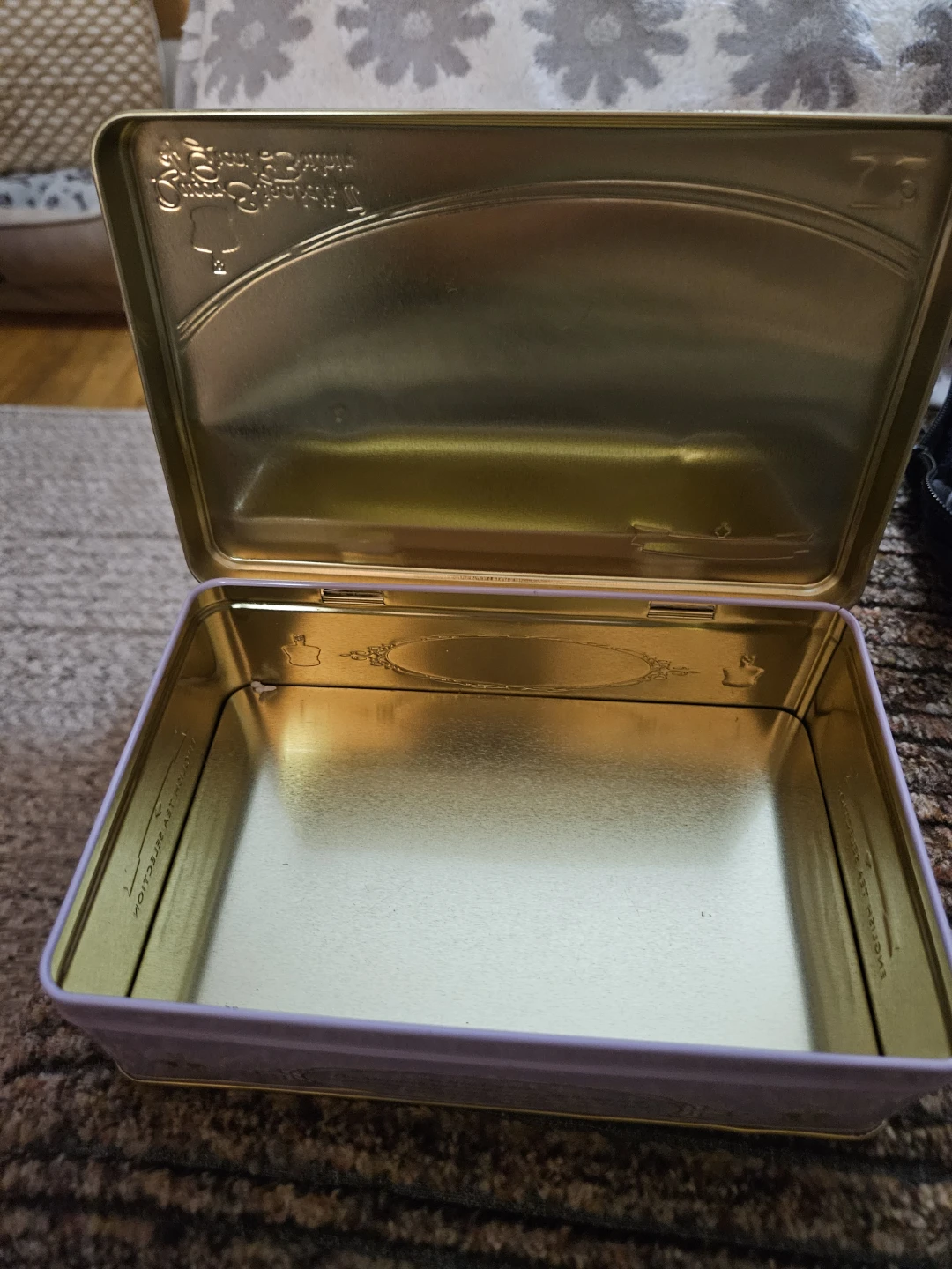 New English Teas Queen Elizabeth II Tin - photo 3
