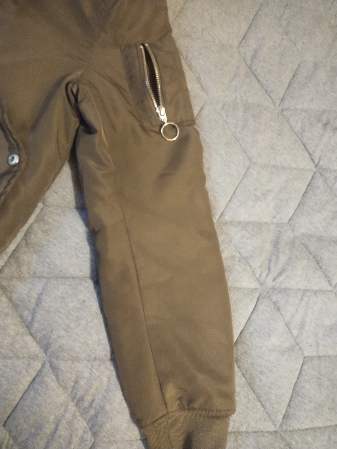 H&M DIVIDED Olive Green Bomber Jacket (XS) - photo 3