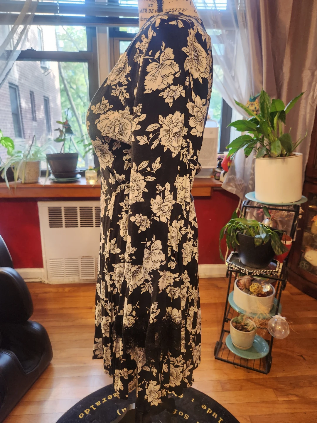 Boho Black White Floral Bell Sleeve Lace Trim Faux Wrap Dress - photo 4