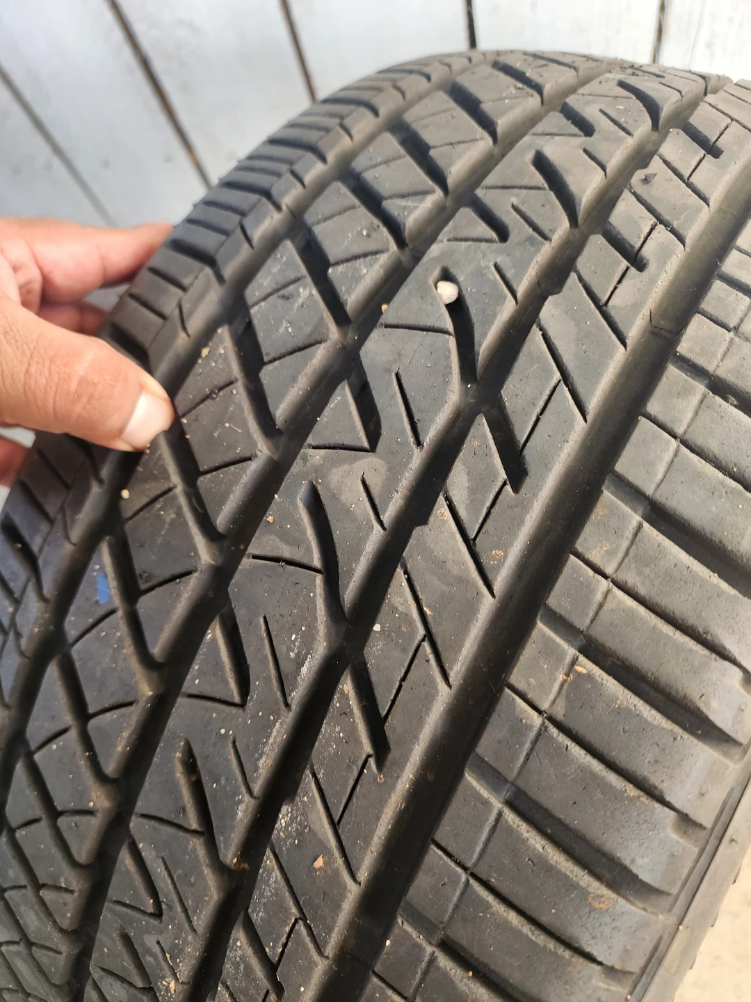 BMW Run-Flat Tire – 245/40 R18 97W - photo 2