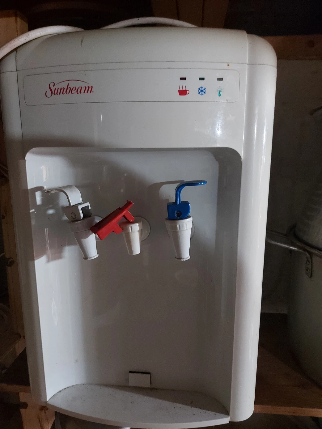 Sunbeam Water Dispenser