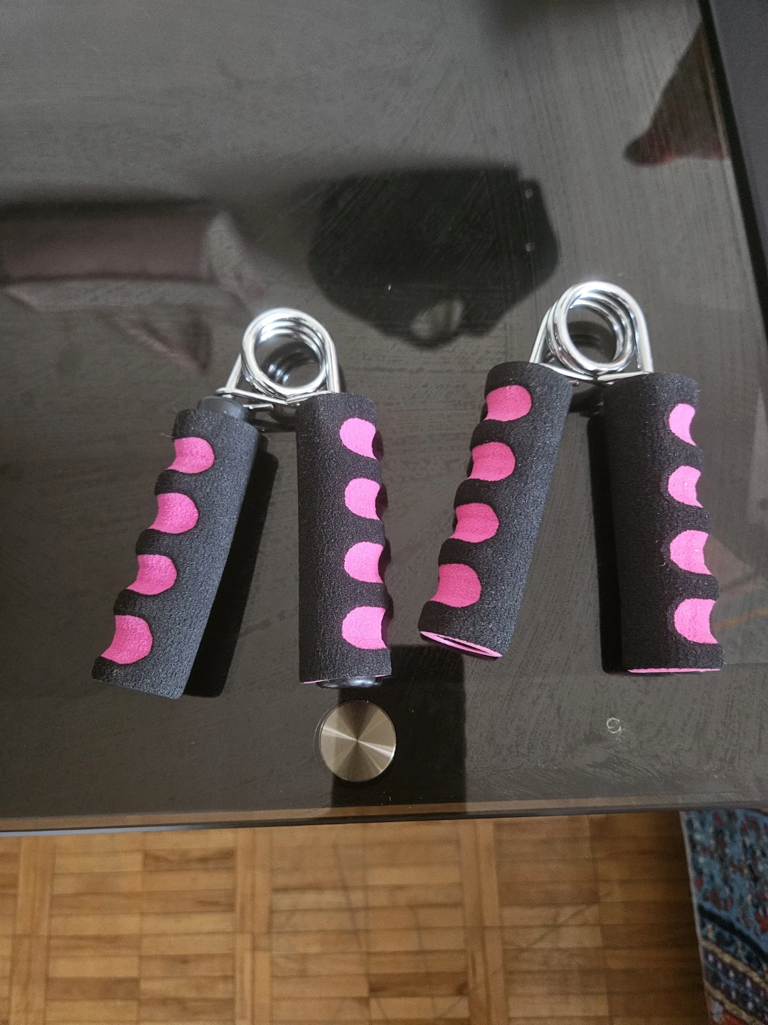 Pair of foam hand grip exercisers