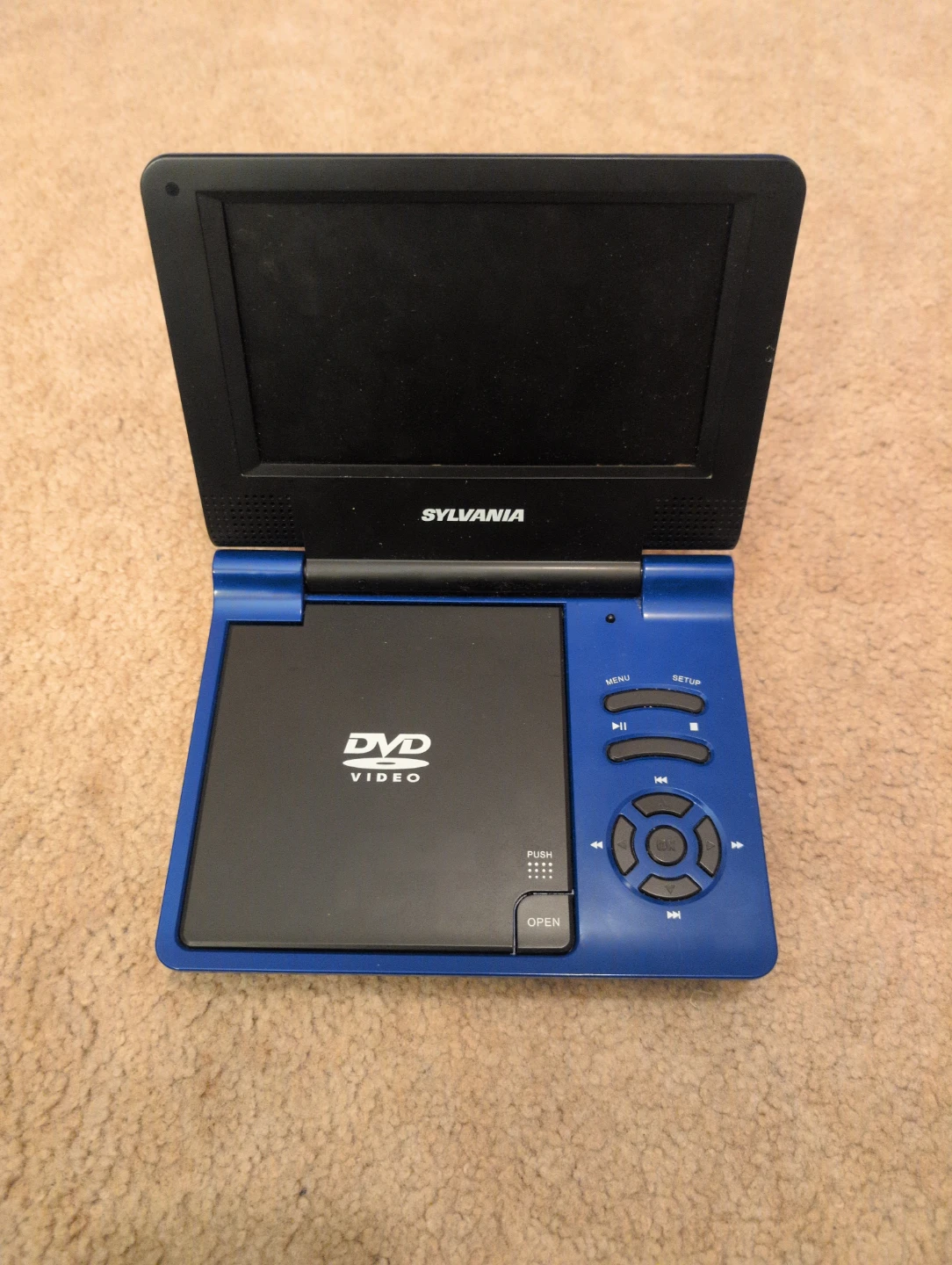 Sylvania 7" Portable DVD Player - photo 2