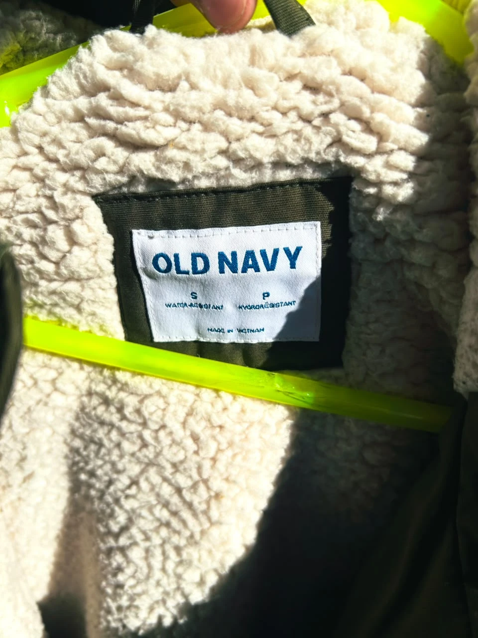 Old Navy Olive Green Sherpa-Lined Parka - photo 3