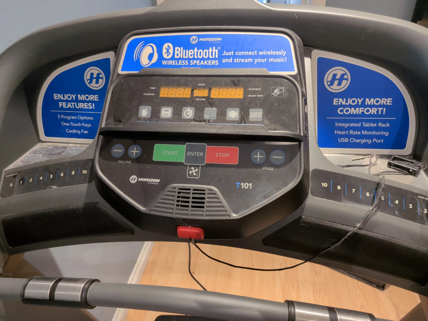 Horizon Fitness T101 Treadmill - photo 2