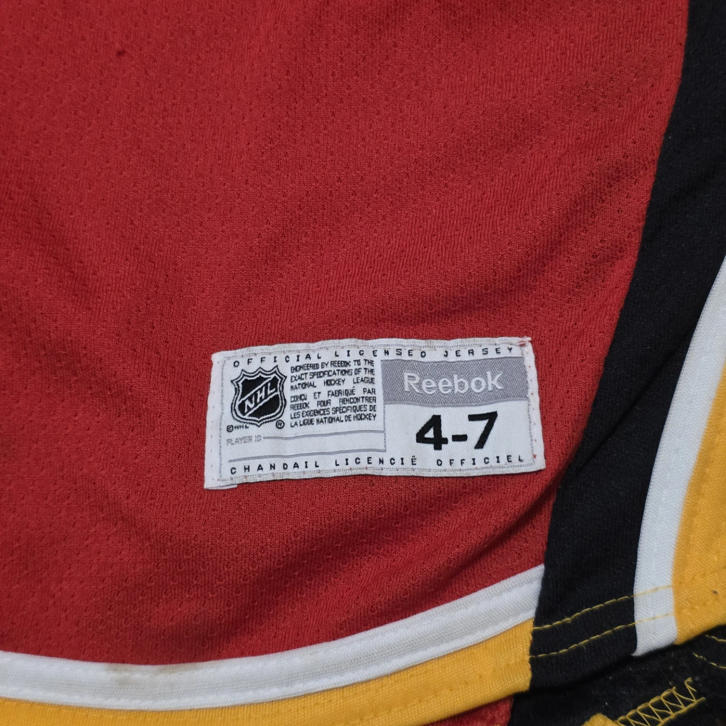 Reebok Calgary Flames Youth Jersey Size 4-7 - photo 2