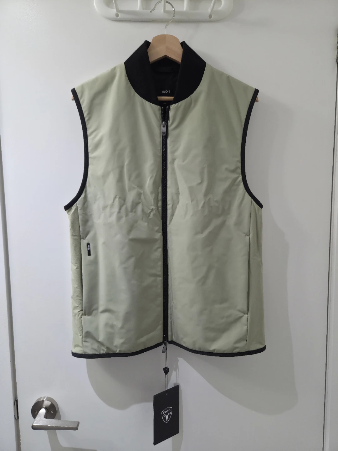 BNWT Nobis Neo Vest - Sage Green (Size M) - photo 2