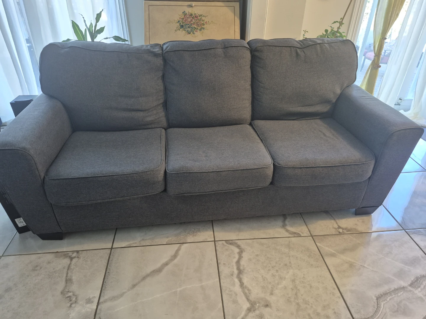 Asheley Tufted Sofa