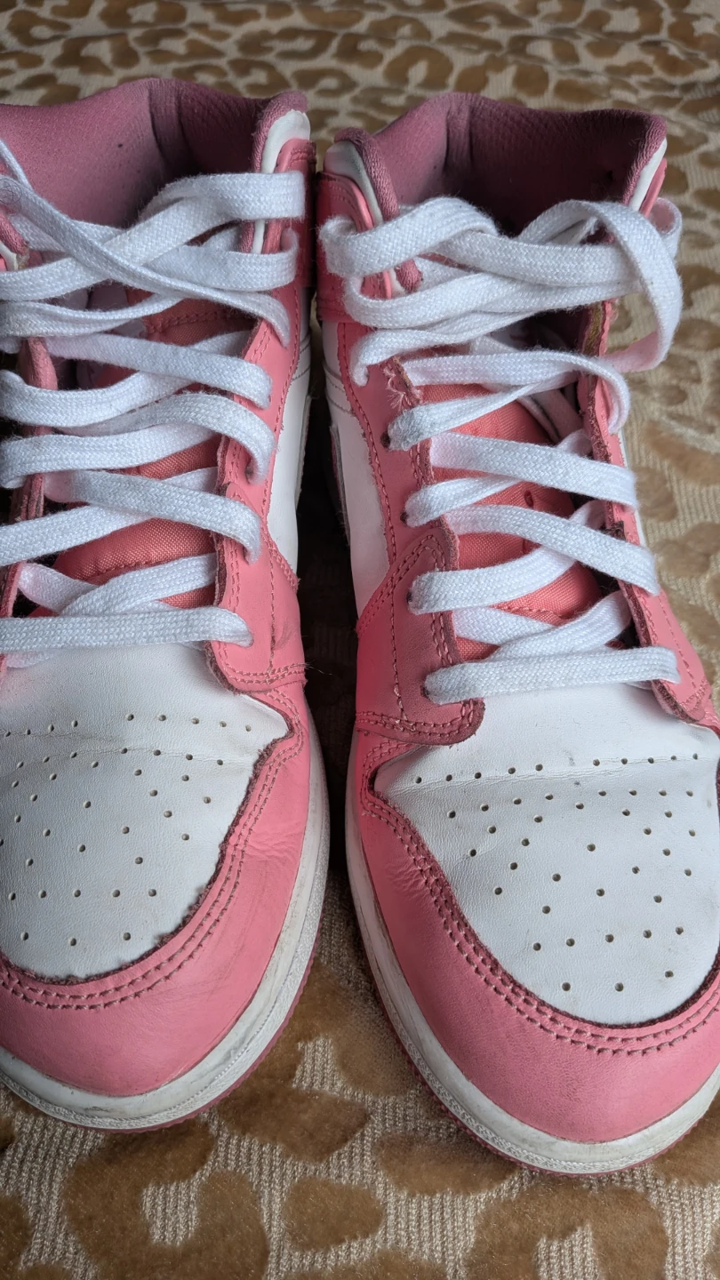 Air Jordan Mid Pink and White Sneakers (Sold As Is) Size 7Y - photo 3