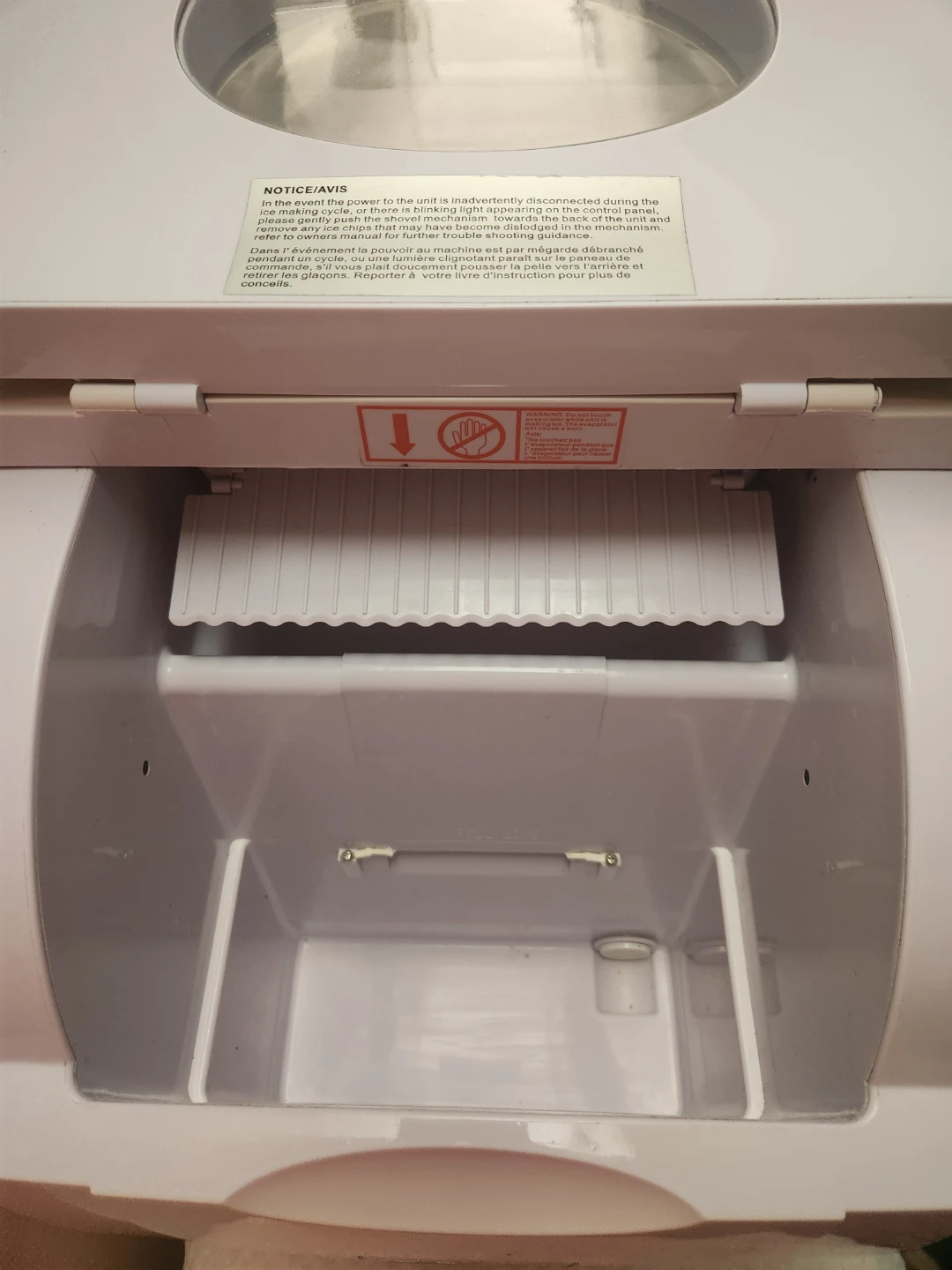 XL ICE N EASY ICE MAKER BOWMANVILLE - photo 4