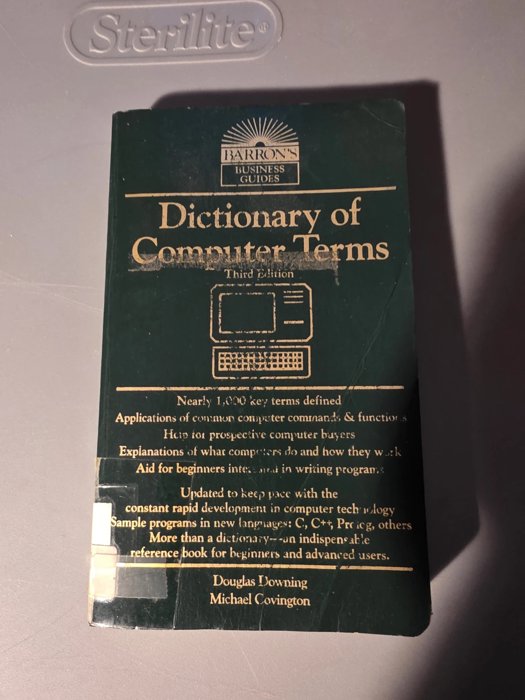 Dictionary of Computer Terms - Barron's Business Guides