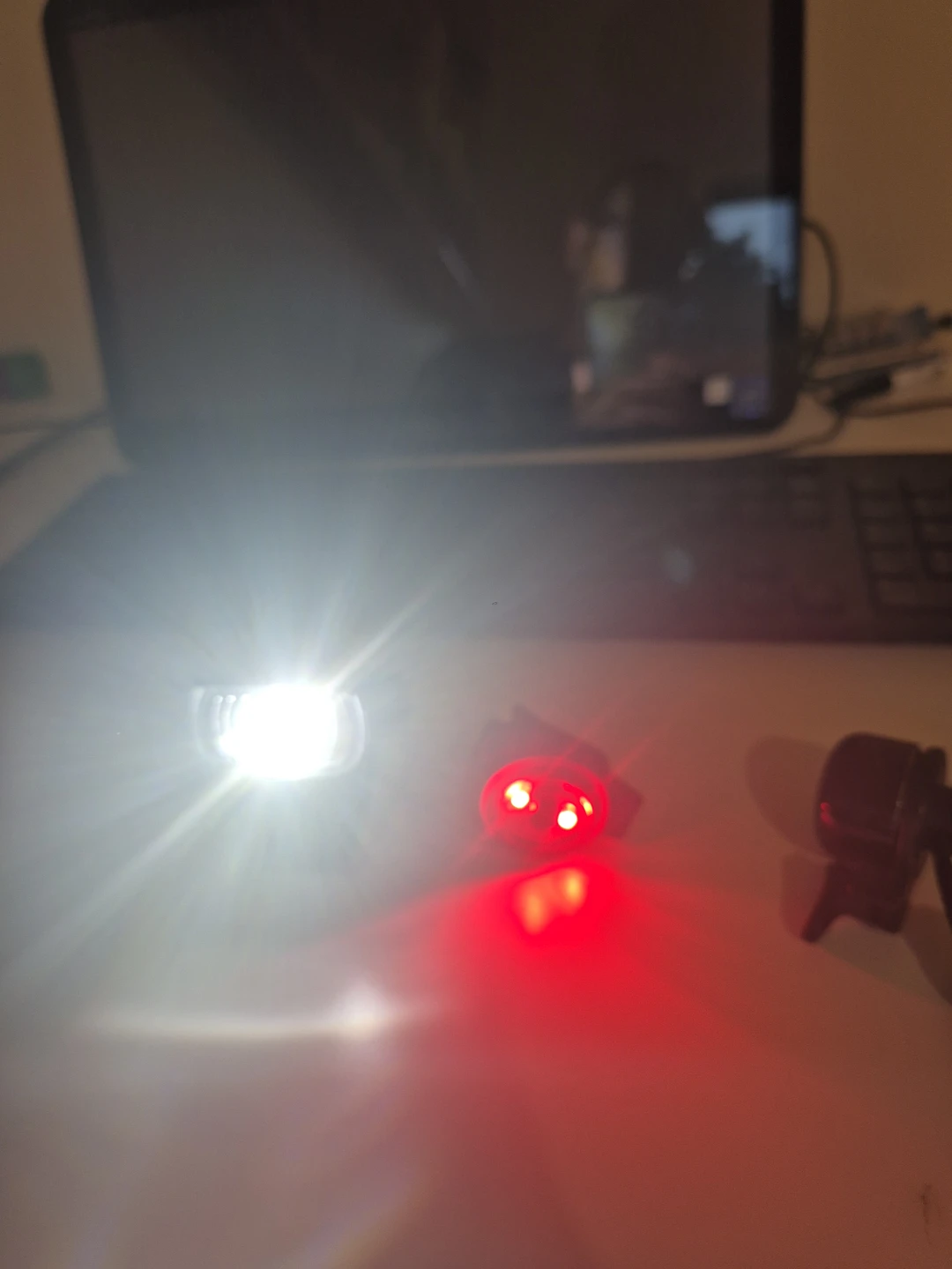 Bell front and rear bike lights and a bell - photo 2