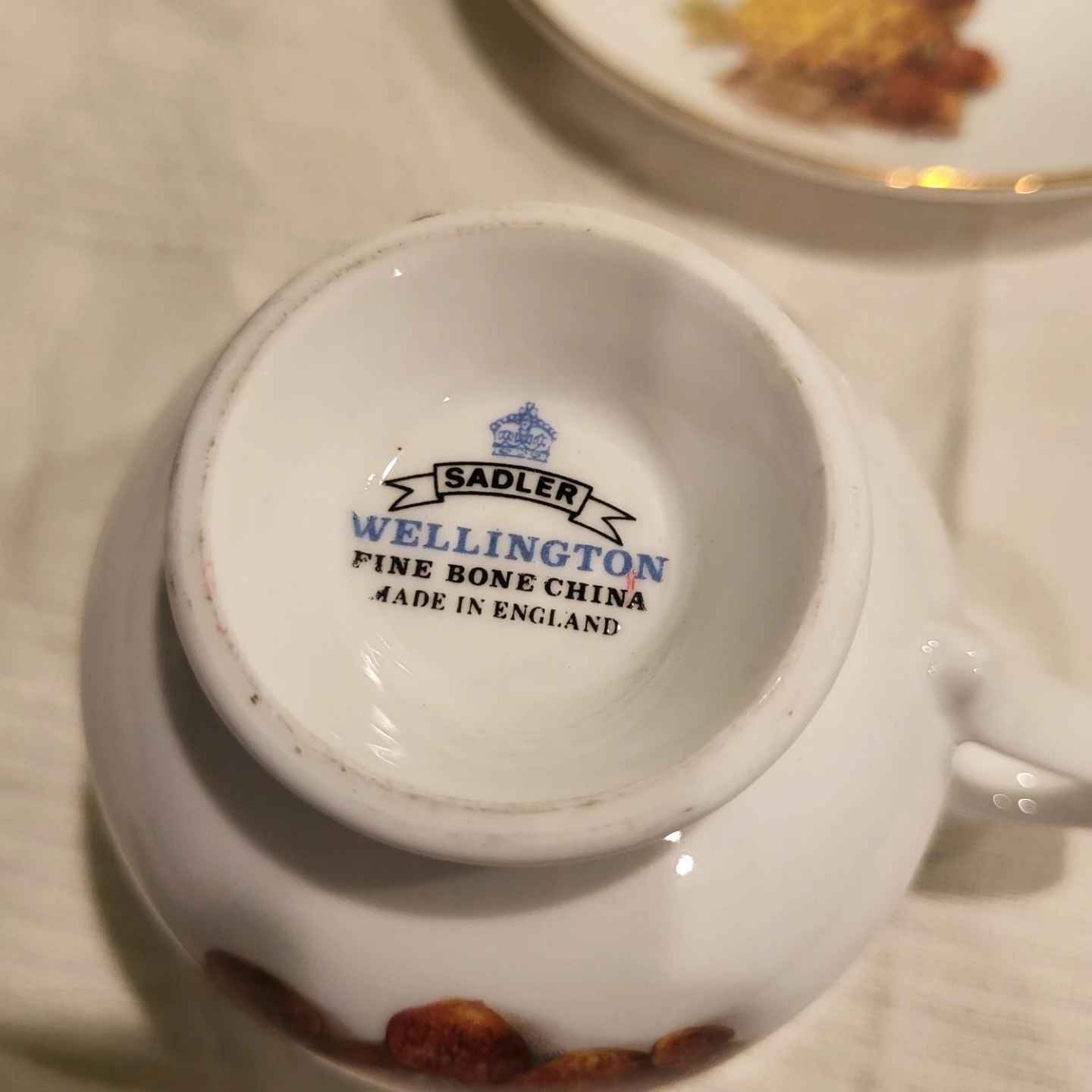 Sadler Wellington Pineapple Teacup and Saucer - photo 3