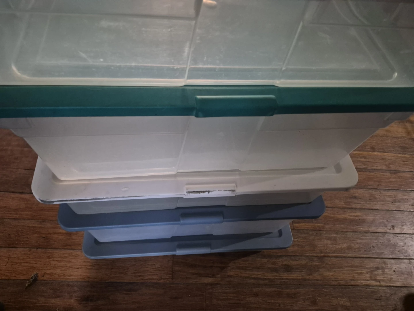 Rubbermaid 44 qt Clear Storage Bins - photo 4