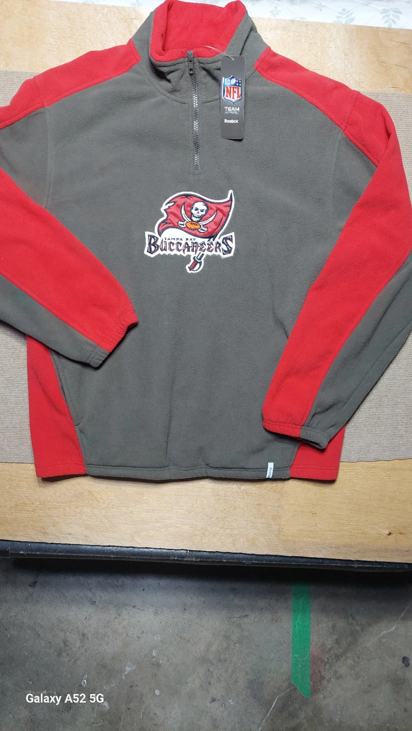 Vintage NWT Reebok Tampa Bay Buccaneers Fleece Quarter-Zip