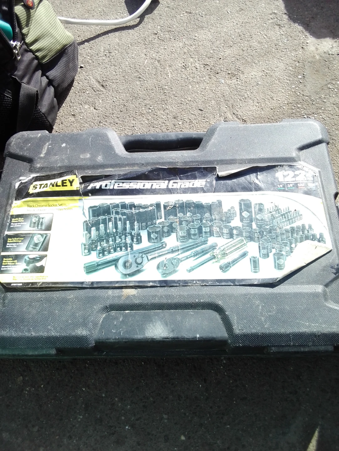 Stanley Professional Grade 122-Piece Black Chrome Socket Set