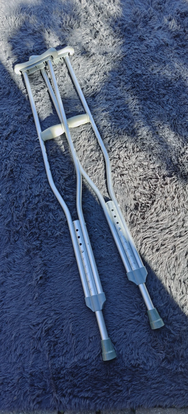 Pair of Adjustable Aluminum Crutches