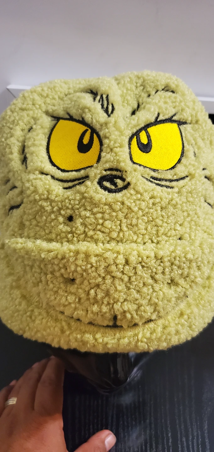 Grinch Sherpa Bucket Hat new no tag - photo 4