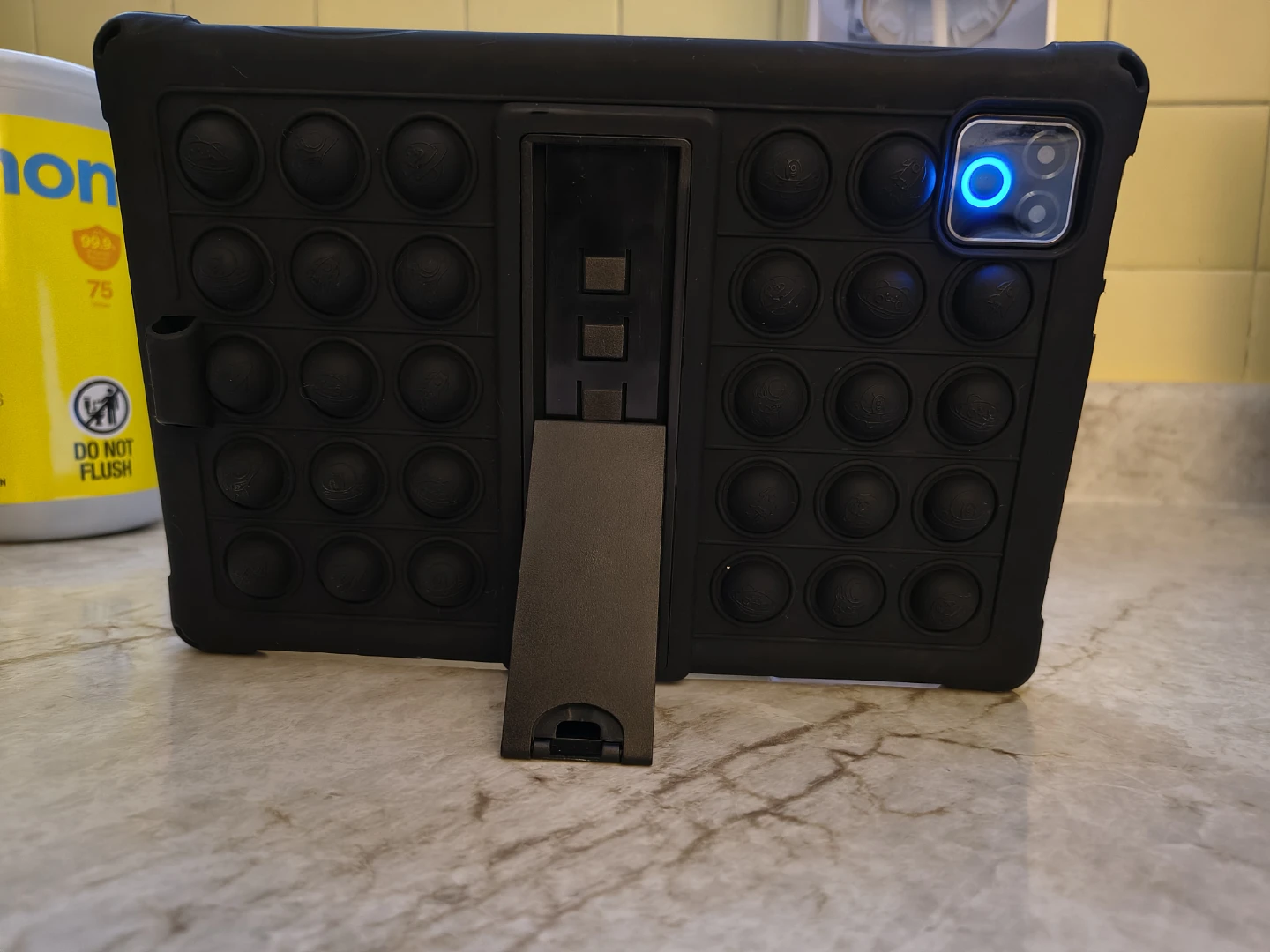 Black Silicone Tablet Case with Kickstand and led - photo 3