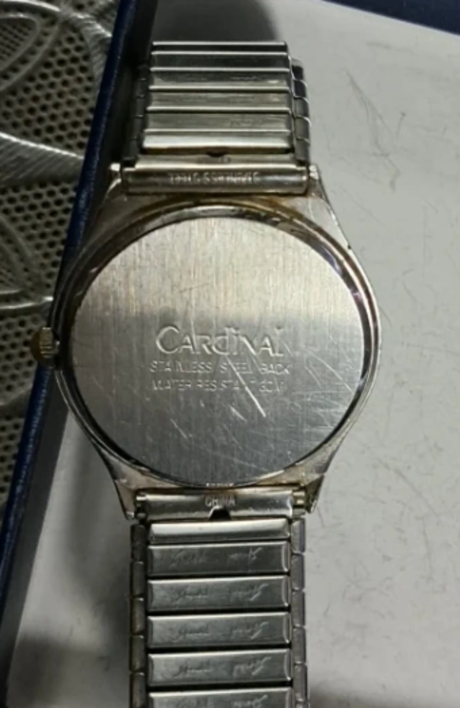 Cardinal Quartz Analog Watch - photo 2