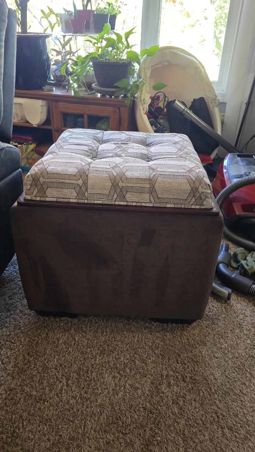 Storage Ottoman with Reversible Tray Top - photo 2